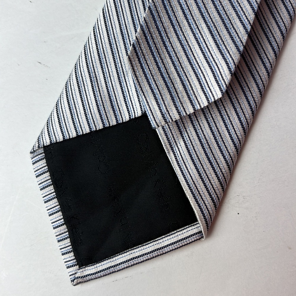 Calvin Klein Necktie Blue Grey All Silk Diagonal Stripe Men Accessories Neck Tie - Picture 5 of 8